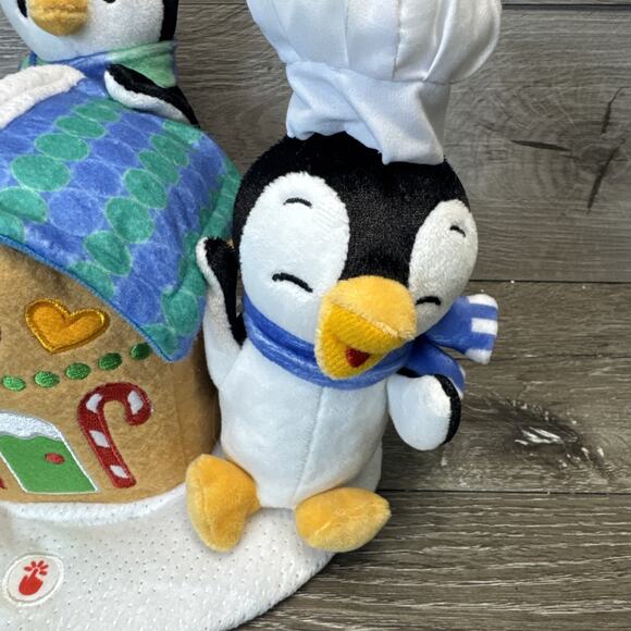 Hallmark GINGERBREAD TREAT Baking Buddies Playful Penguins MUSICAL - Picture 4 of 11